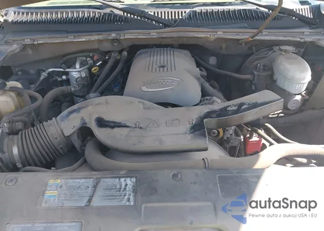 2003 Chevrolet Tahoe Z71 z USA, uszkodzony, nr VIN 1GNEK13T33R295226